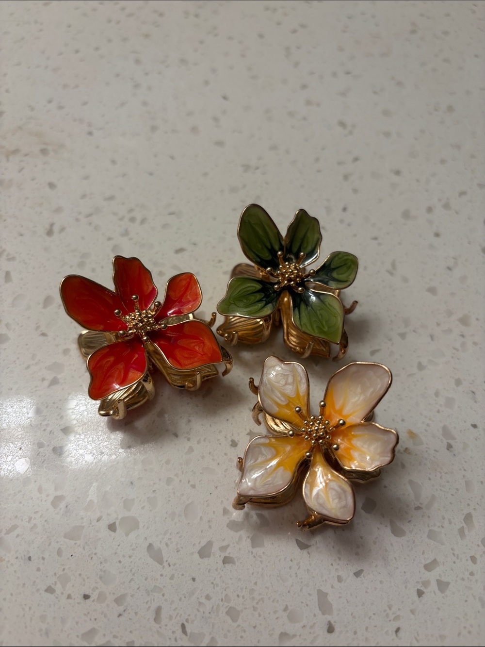 Floral Enamel Flower Hair Clip Set- Red, Green & Cream